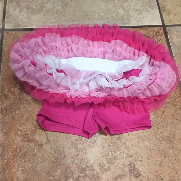 ⭐️Disney Ruffle Skort - Picture 4 of 4